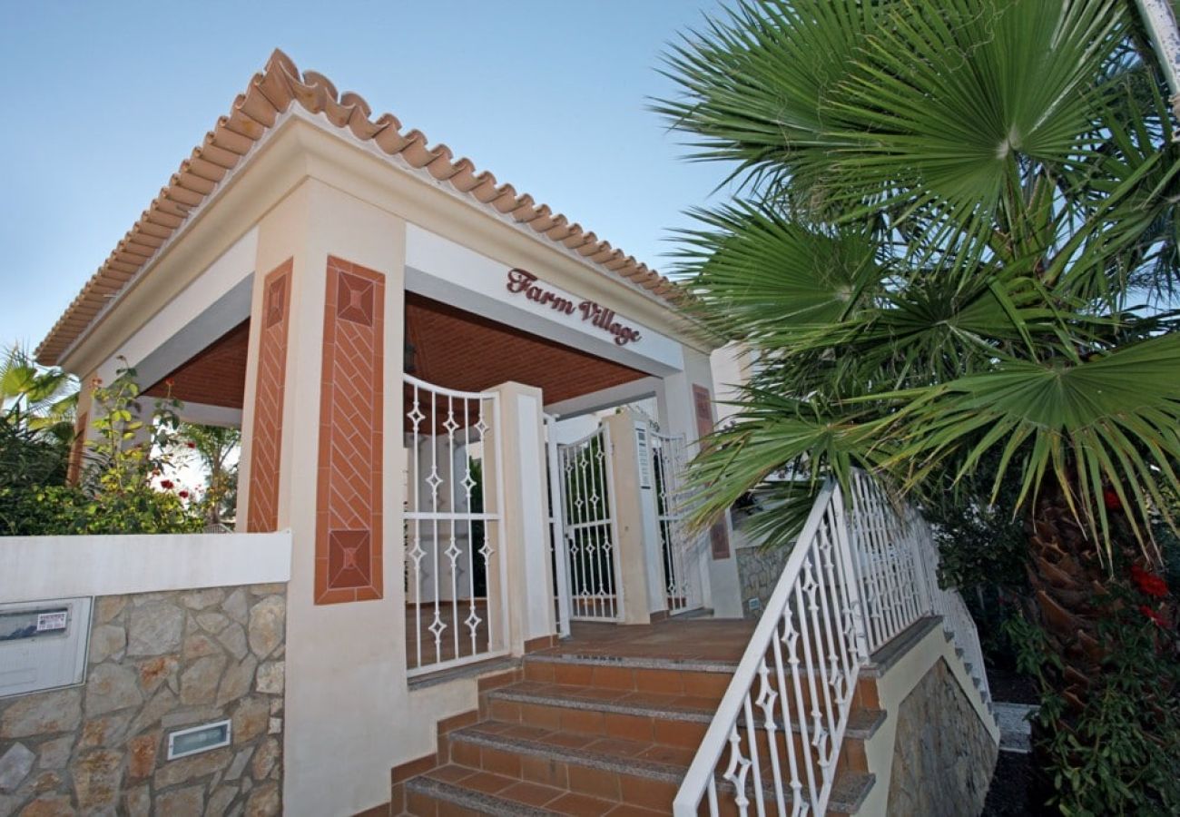 Townhouse in Albufeira - Villa Adriana 