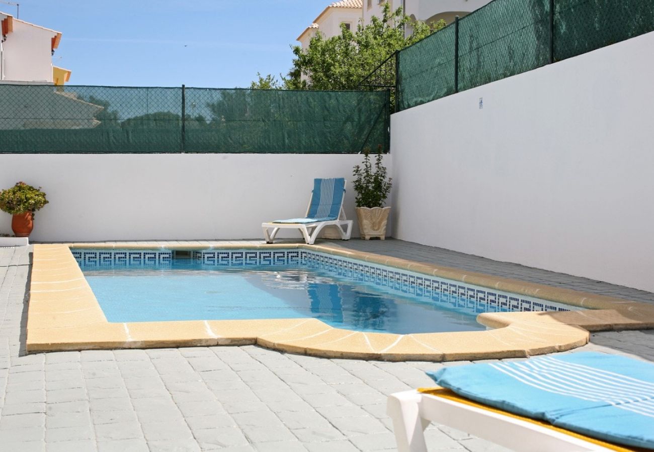 House in Albufeira - Villa Nina - Marina Waves & Poolside Bliss