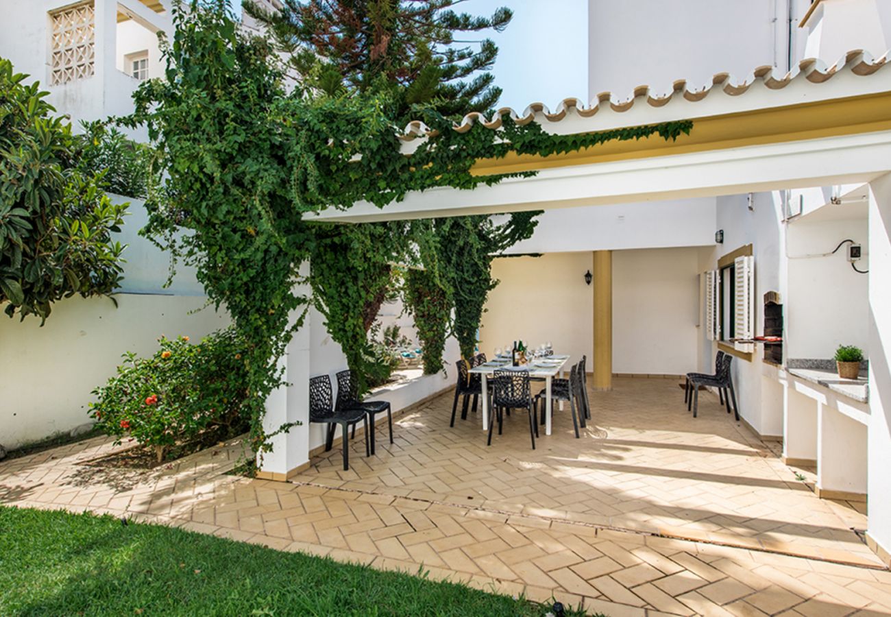 Villa in Albufeira - VILLA JONAS 