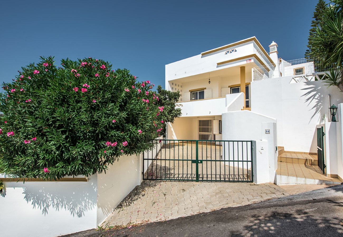 Villa in Albufeira - VILLA JONAS 