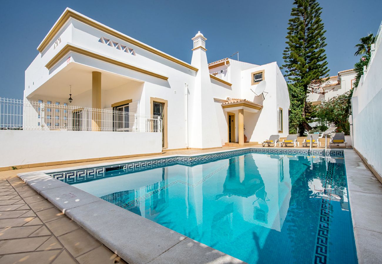 Villa in Albufeira - VILLA JONAS 