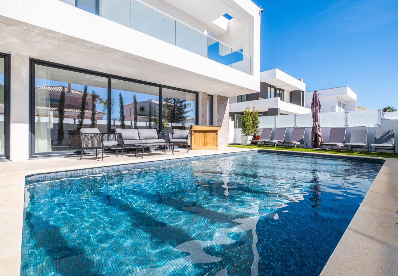 Villa in Albufeira - Villa Kambole com piscina privada aquecida 