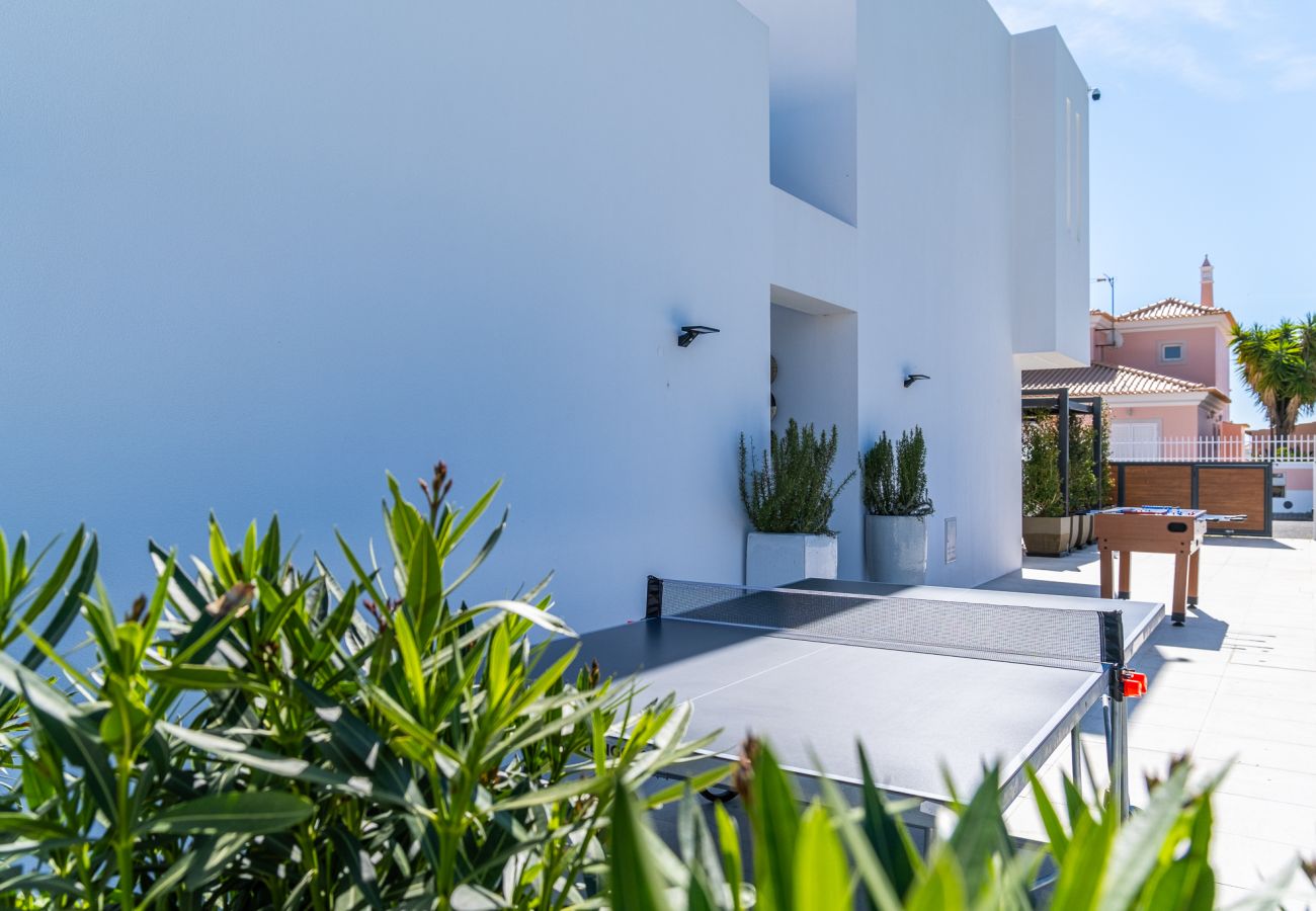 Villa in Albufeira - Villa Kambole com piscina privada aquecida 