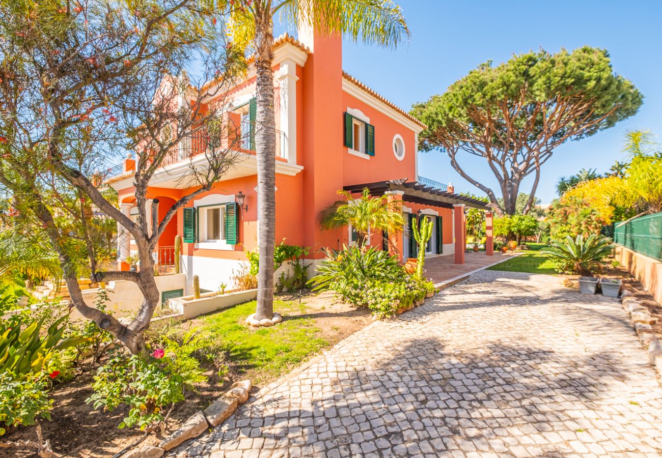 Villa in Quarteira - Vilamoura Golf Village