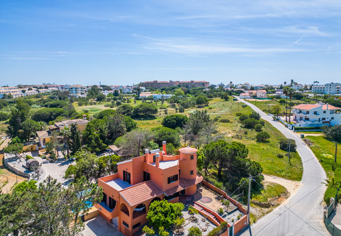 Villa in Albufeira - Orange House